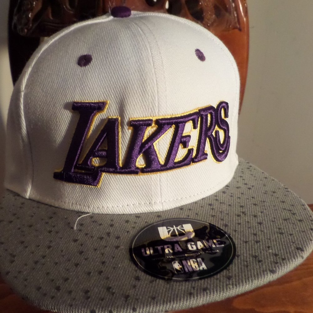 Los Angeles Lakers Sports Snapback NBA Hat Ultra Game